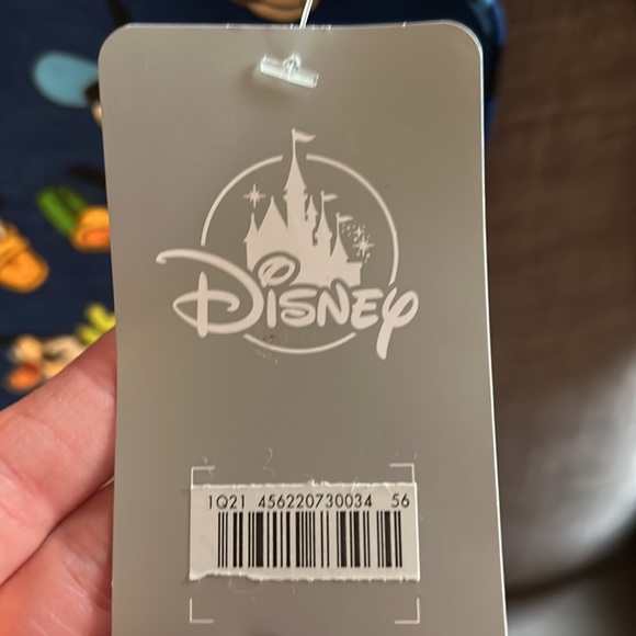 Toddler boys Disney characters shirt! - Picture 4 of 4